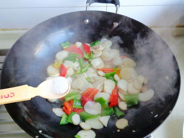 杏鮑菇炒豬耳朵的做法-家常味炒菜譜-易網健康養生網 杏鮑菇炒豬耳朵的做法-家常味炒菜譜