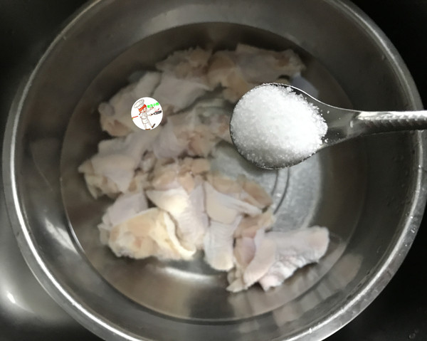 奧爾良烤雞翅根的做法-香辣味烤菜譜-易網(wǎng)健康養(yǎng)生網(wǎng) 奧爾良烤雞翅根的做法-香辣味烤菜譜