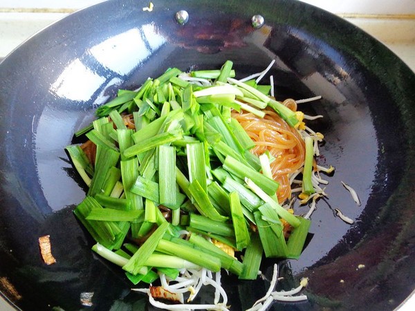 家常炒合菜的做法-家常味炒菜譜-易網(wǎng)健康養(yǎng)生網(wǎng) 家常炒合菜的做法-家常味炒菜譜