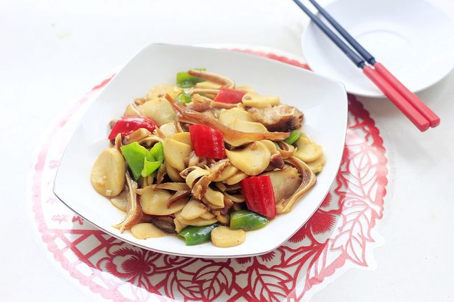 杏鮑菇炒豬耳朵的做法-家常味炒菜譜-易網健康養生網 杏鮑菇炒豬耳朵的做法-家常味炒菜譜