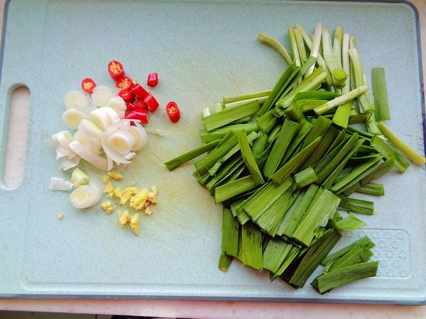家常炒合菜的做法-家常味炒菜譜-易網(wǎng)健康養(yǎng)生網(wǎng) 家常炒合菜的做法-家常味炒菜譜