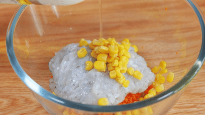 鮮蝦時蔬蒸餃【寶寶輔食】的做法-咸鮮味蒸菜譜-易網(wǎng)健康養(yǎng)生網(wǎng) 鮮蝦時蔬蒸餃【寶寶輔食】的做法-咸鮮味蒸菜譜