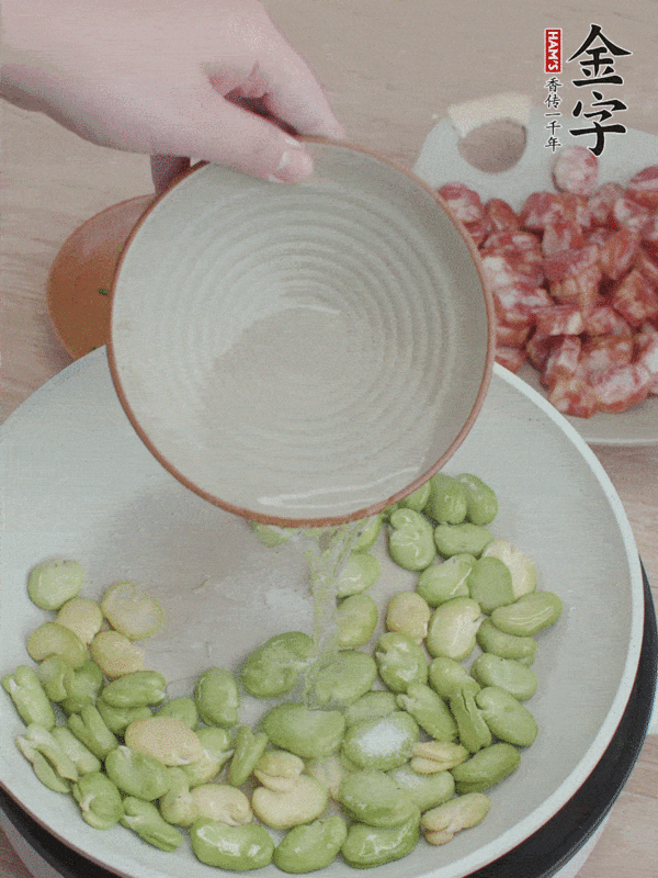 香腸蒸蠶豆的做法-家常味蒸菜譜-易網(wǎng)健康養(yǎng)生網(wǎng) 香腸蒸蠶豆的做法-家常味蒸菜譜
