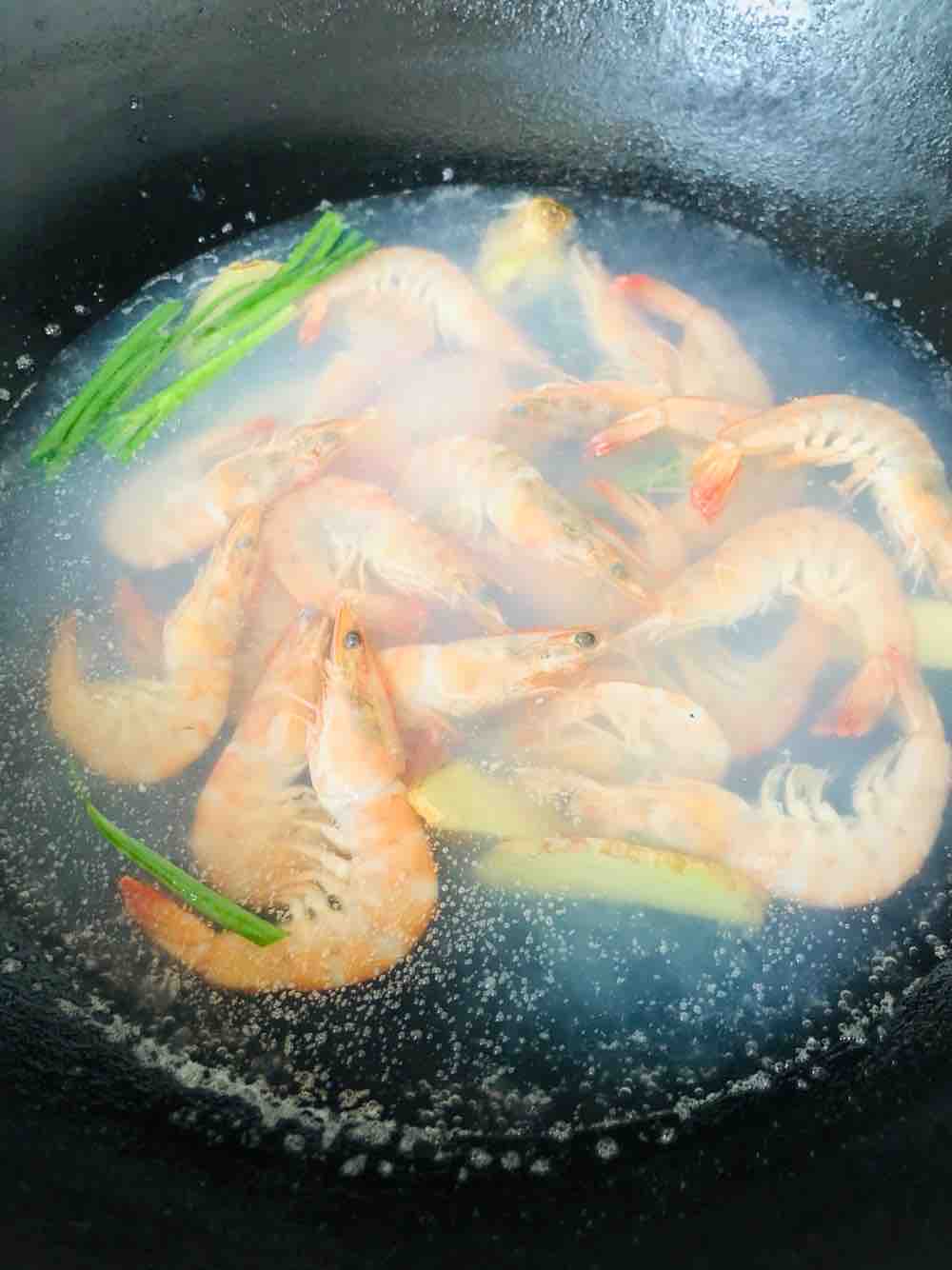 白灼蝦的做法-咸鮮味煮菜譜-易網健康養生網 白灼蝦的做法-咸鮮味煮菜譜