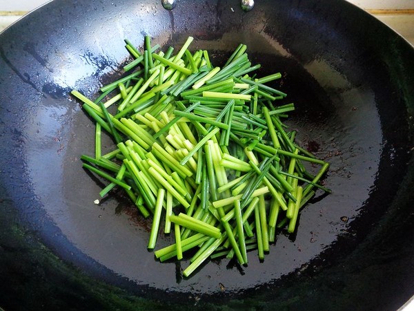 韭苔炒肉的做法-家常味炒菜譜