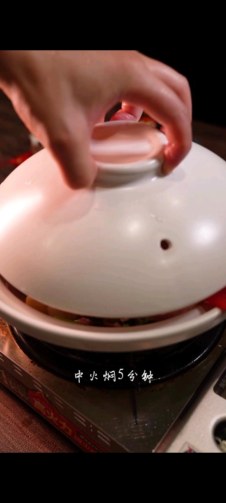 鮮嫩多汁東星斑，一上桌就拿捏住的做法-咸鮮味煲菜譜