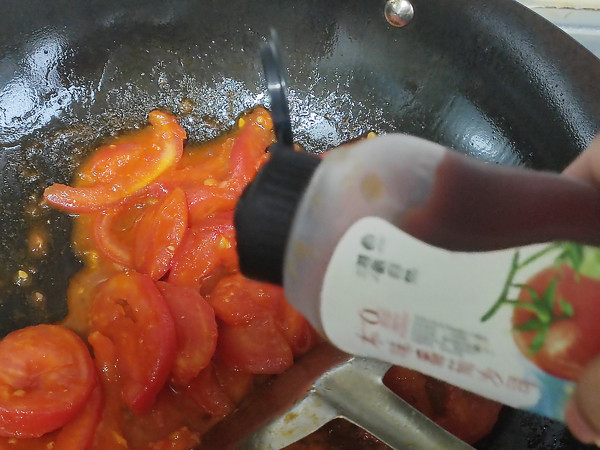 番茄水煮肉片的做法-咸鮮味煮菜譜-易網健康養生網 番茄水煮肉片的做法-咸鮮味煮菜譜