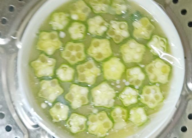 秋葵蒸蛋的做法-家常味蒸菜譜-易網健康養生網 秋葵蒸蛋的做法-家常味蒸菜譜