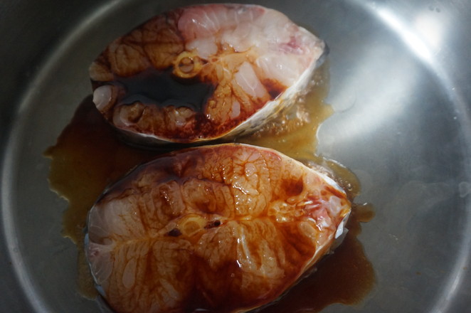 濃油赤醬紅燒魚的做法-家常味燒菜譜-易網健康養生網 濃油赤醬紅燒魚的做法-家常味燒菜譜