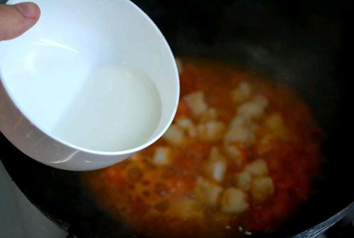 番茄龍利魚的做法-家常味煮菜譜
