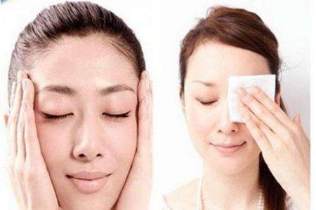 卸妝減少的肌膚問題,比你的護(hù)膚產(chǎn)品有用多了-易網(wǎng)<a href=http://www.aoa7937.com/ target=_blank class=infotextkey>健康養(yǎng)生</a>網(wǎng) 卸妝減少的肌膚問題,比你的護(hù)膚產(chǎn)品有用多了