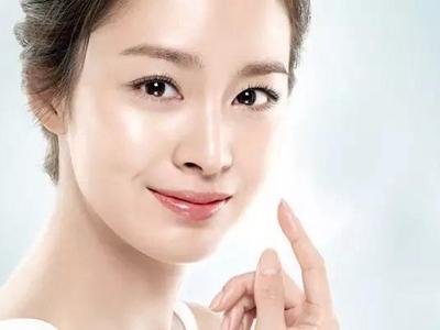 女性皮膚粗糙、干燥怎么辦，四個小方法養(yǎng)出緊致肌膚