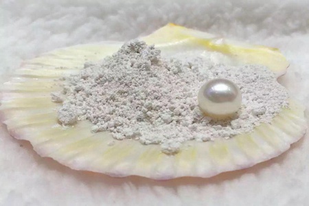珍珠粉面膜怎么做，蜂蜜香蕉調(diào)制護(hù)膚美容