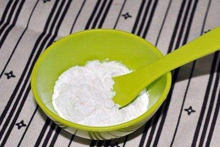 珍珠粉面膜怎么做，蜂蜜香蕉調(diào)制護(hù)膚美容