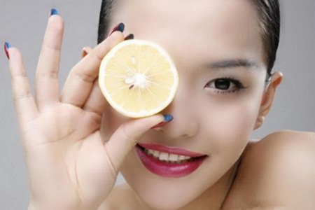 果酸煥膚美容的使用方法，女生白凈肌膚如何在家完成