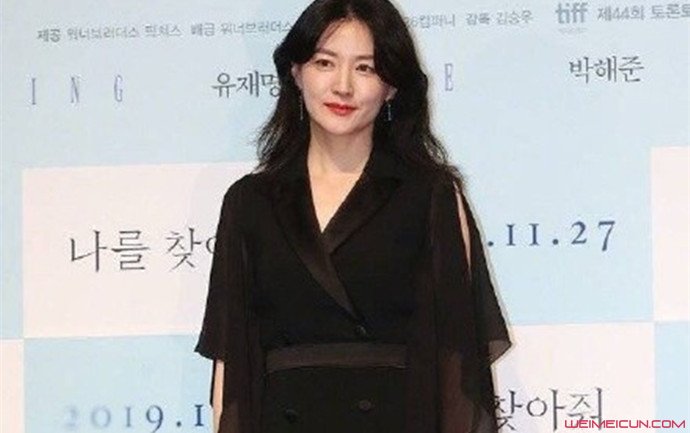 李英愛皮膚怎么這么白 揭秘不老女神保養護膚的秘訣-易網健康<a href=http://www.aoa7937.com/jkys/ target=_blank class=infotextkey>養生</a>網 李英愛皮膚怎么這么白 揭秘不老女神保養護膚的秘訣