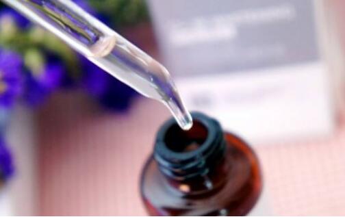 精華液和肌底液有什么區(qū)別?這5點不同了解一下