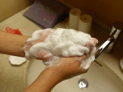 洗面奶起泡網(wǎng)怎么保存?如何正確使用洗面奶?
