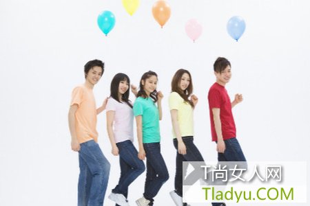 五種錯誤走路姿勢讓腿型越變越丑-易網健康養生網 五種錯誤走路姿勢讓腿型越變越丑