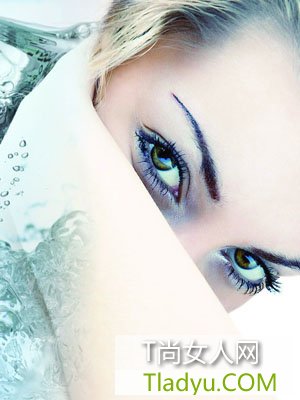 春節購物 挑選適合自己的睫毛膏-易網<a href=http://www.aoa7937.com/ target=_blank class=infotextkey>健康養生</a>網 春節購物 挑選適合自己的睫毛膏