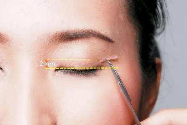 雙眼皮貼的正確貼法？內(nèi)雙與單眼皮分別怎么貼？