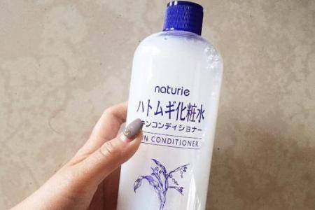 什么牌子的爽膚水好,好用又便宜民窟女孩的最愛爽膚水推薦-易網健康<a href=http://www.aoa7937.com/jkys/ target=_blank class=infotextkey>養生</a>網 什么牌子的爽膚水好,好用又便宜民窟女孩的最愛爽膚水推薦