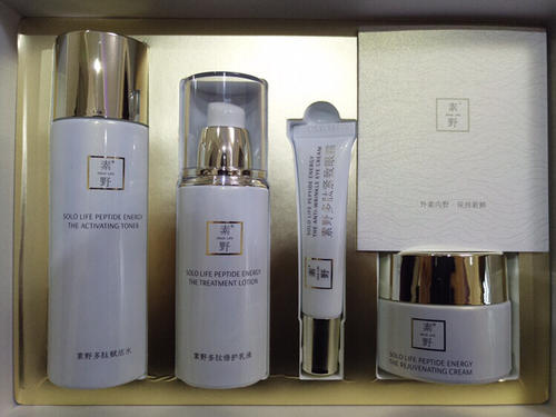 素野護膚品怎么樣?素野多肽護膚品有什么作用-易網<a href=http://www.aoa7937.com/ target=_blank class=infotextkey>健康養生</a>網 素野護膚品怎么樣?素野多肽護膚品有什么作用