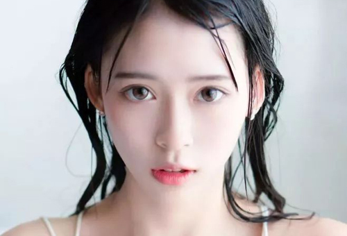 春夏換季時(shí)該如何護(hù)膚 要注重給肌膚進(jìn)行補(bǔ)水