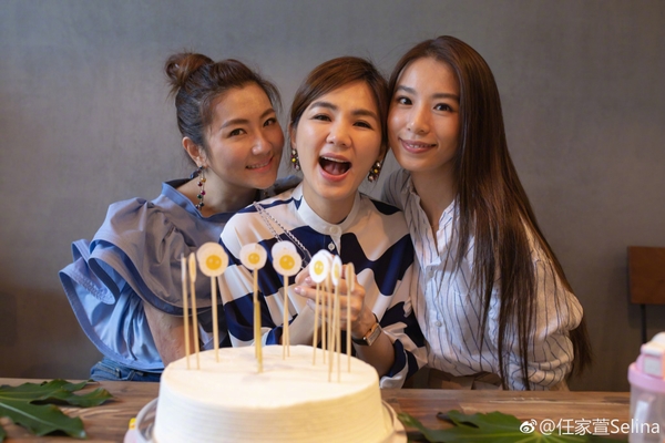 SHE十七周年演唱會 17年后你開始有小細紋了嗎？