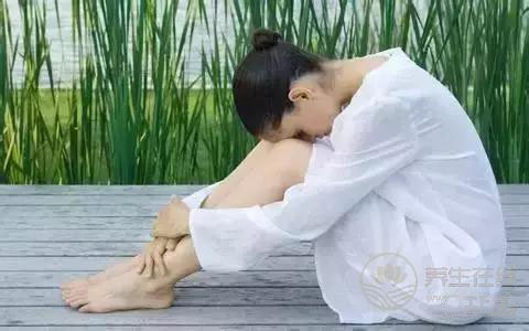 這個(gè)部位出汗，竟是中風(fēng)前兆！夏天到了，都得注意！