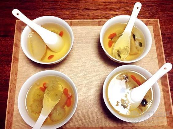 秋季潤肺清肺吃什么好？這3種方法，確實不錯，潤肺養顏