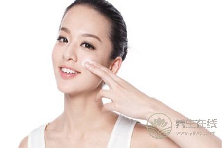 冬季如何有效護(hù)膚保濕? 冬季如何有效護(hù)膚保濕?