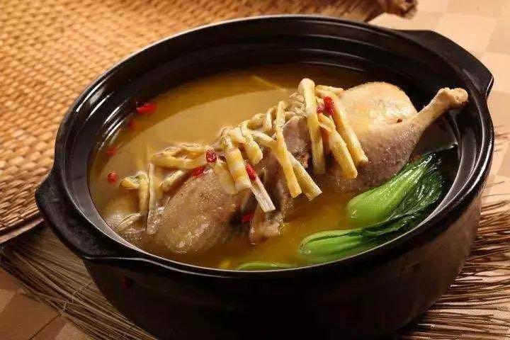 今日霜降，周末冷空氣開始下降，這些養(yǎng)生保健常識(shí)不可不知