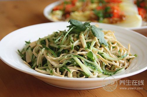 夏季這么吃黃瓜,營養(yǎng)翻倍 夏季這么吃黃瓜,營養(yǎng)翻倍