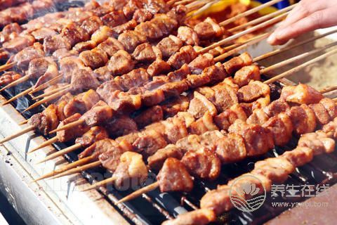 夏天啤酒加烤串爽歪歪?喝啤酒的這些禁忌你知道嗎 夏天啤酒加烤串爽歪歪?喝啤酒的這些禁忌你知道嗎