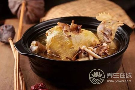 處暑節(jié)氣適合喝什么湯?處暑養(yǎng)生湯的功效和作用是什么?