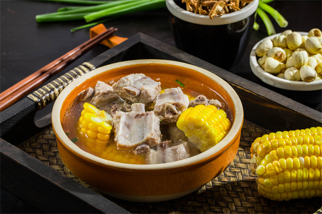 冬季進(jìn)補不等于吃大魚大肉，冬季這樣進(jìn)補才科學(xué)