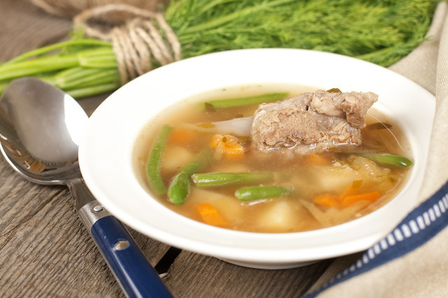 夏季養(yǎng)生湯煲湯食譜！夏天最適合這些湯品