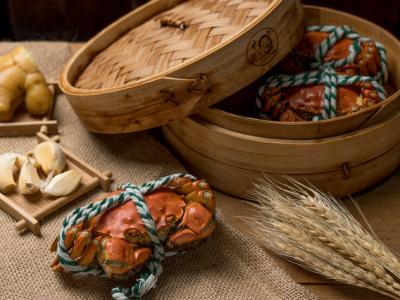 大閘蟹應(yīng)該怎么吃，吃了這么多年，看看你有沒有吃對(duì)蟹！