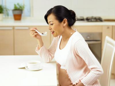 孕婦吃玉米須的功效與作用及禁忌，為了腹中胎兒，飲食也不能太過肆意妄為