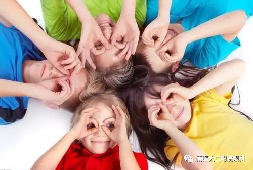 小孩子近視三種恢復法，預防近視是重點