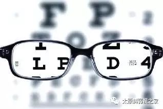 驗光配鏡前為什么先查瞳距？