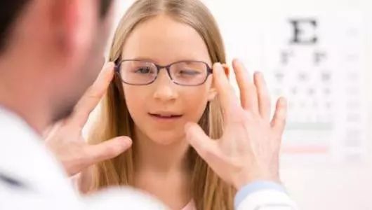 近視了不戴眼鏡？后果很嚴重！