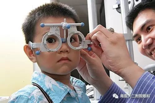 兒童弱視的四點(diǎn)癥狀 兒童弱視的四點(diǎn)癥狀