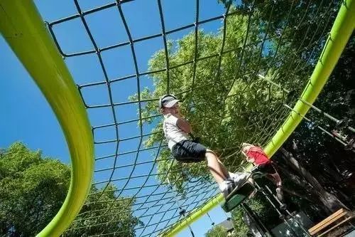 小孩近視的六個防治方法，七個常見問題回答