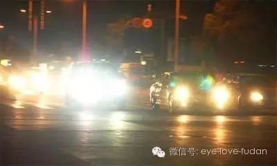 開車的人注意了，遠光燈的危害你知道嗎？
