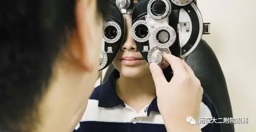 不正確配鏡危害孩子視健康 不正確配鏡危害孩子視健康