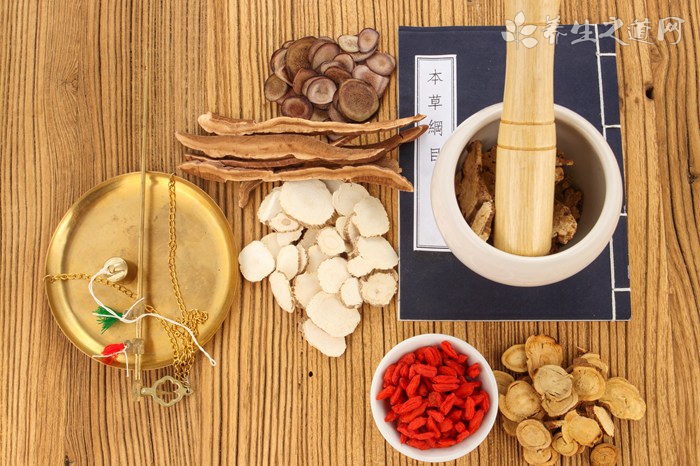 中醫治療牛皮癬的方法