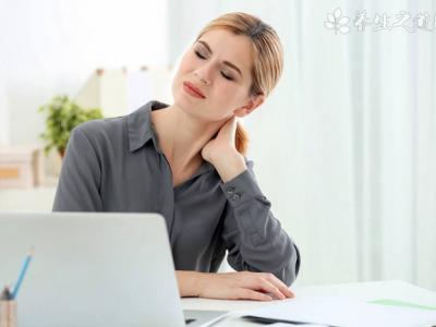 胃炎發(fā)作按什么穴位