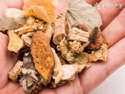砒石的藥用價值_砒石的副作用